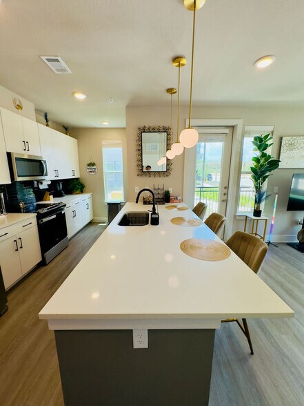 Building Photo - 12208 Tech Ridge Blvd