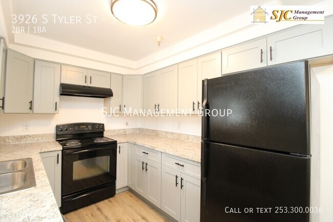 Building Photo - 3926 S Tyler St