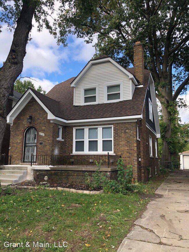 Primary Photo - 3 br, 1.5 bath House - 16551 Roselawn