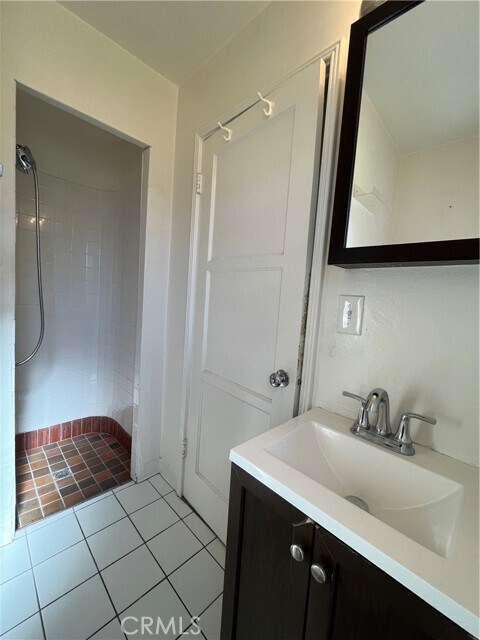 Building Photo - 1004 Occidental Dr