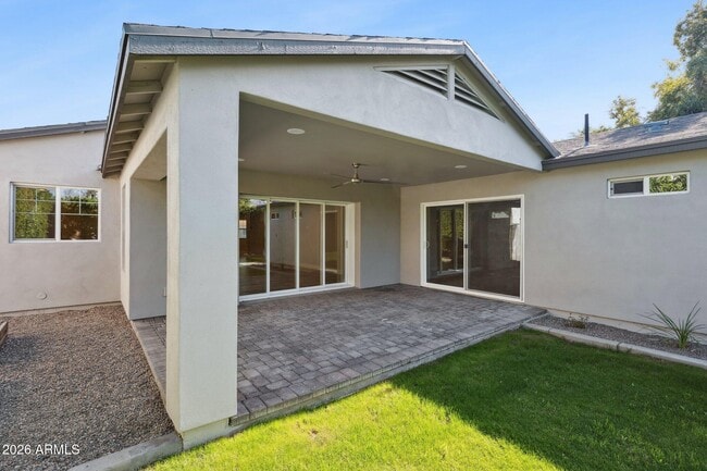 Building Photo - 4232 North 19th Pl