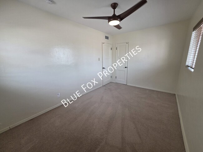 Building Photo - 1301 E Lee St