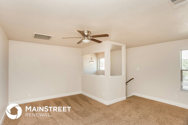 Building Photo - 1229 Granada Dr