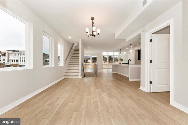 Building Photo - 714 Iron Frg Rd