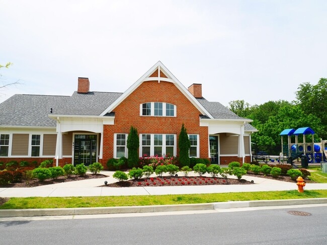 Building Photo - End Unit 3 Bedroom Townhome- Owings Mills, MD