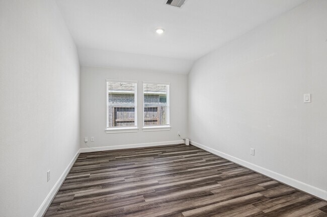 Building Photo - 2128 Elrington Willow Ln