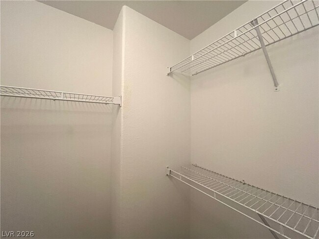 Building Photo - 5415 W Harmon Ave