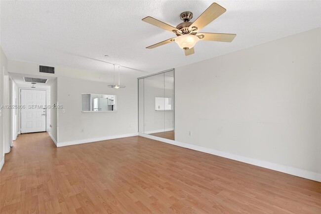 Building Photo - 1650 SW 124th Terrace