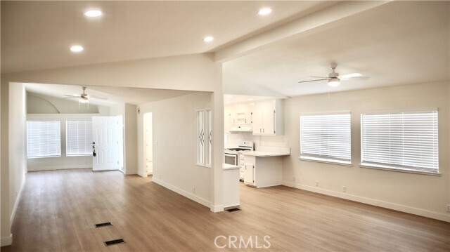 Building Photo - 34475 Wheelbarrow Ln