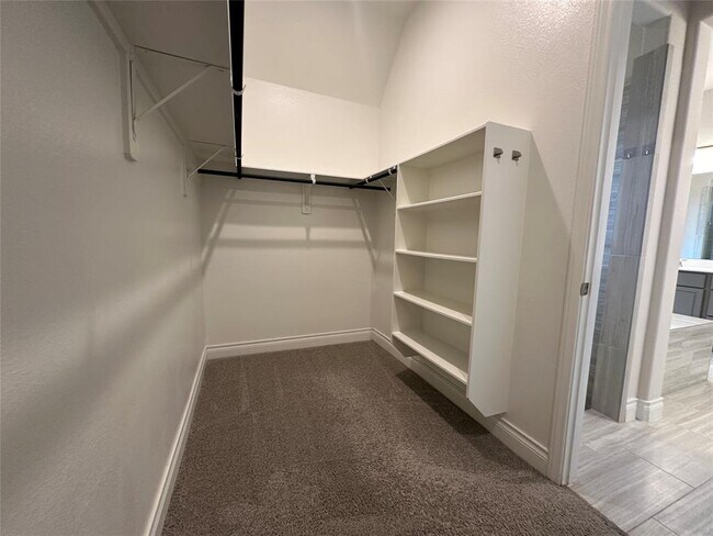 Building Photo - 23730 McNabb Spur Ln