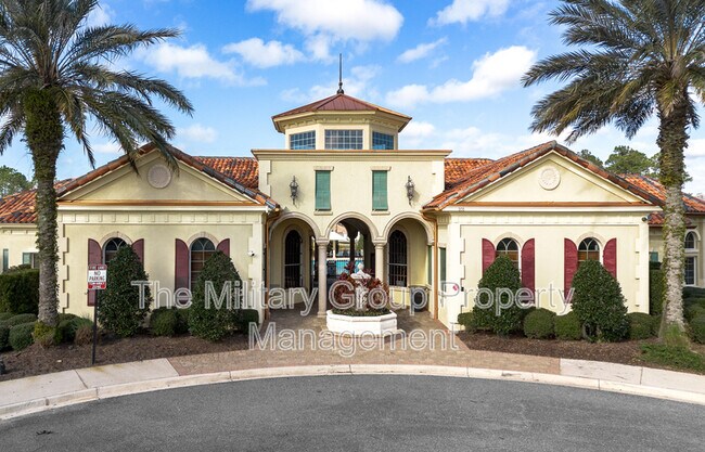 Building Photo - 374 Porta Rosa Circle