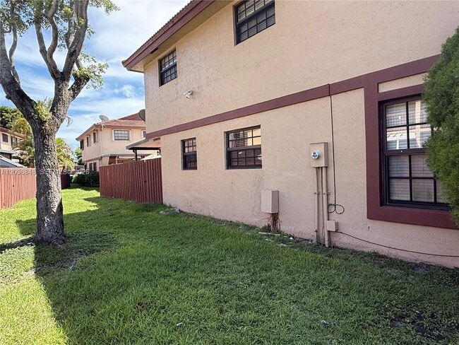 Building Photo - 13330 SW 59th Terrace