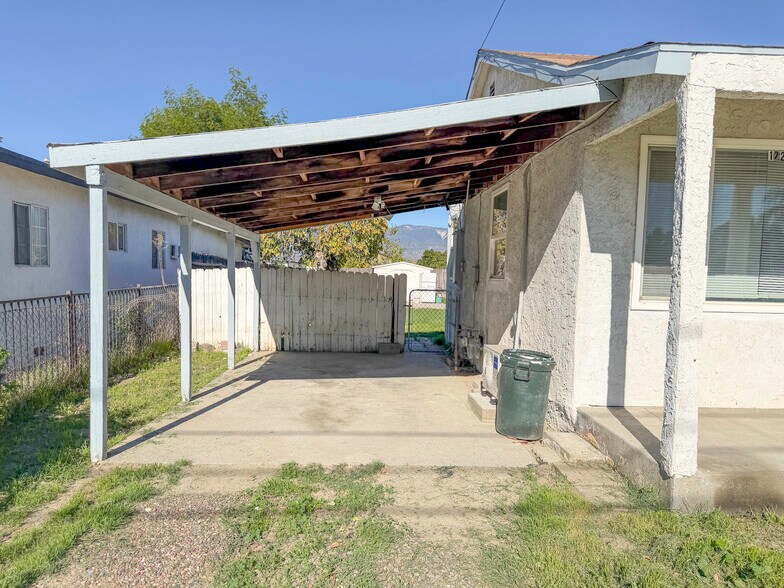 (B) Covered parking space - 1722 E Victoria Ave