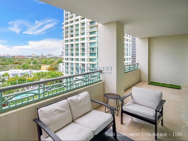 Building Photo - 3400 SW 27th Ave