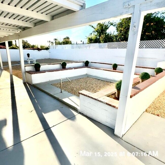 Building Photo - 73073 Santa Rosa Way