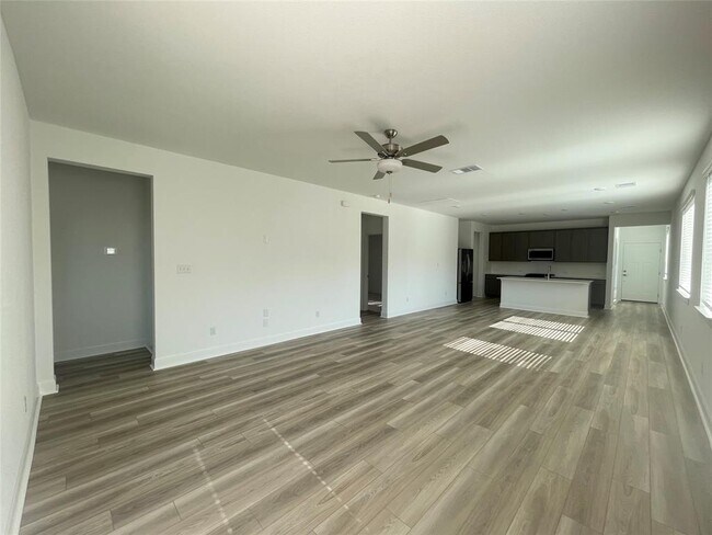 Building Photo - 544 Bauer Lp