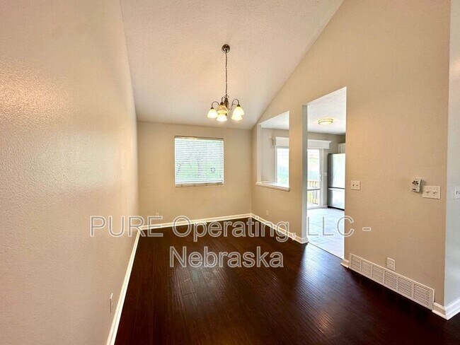 Building Photo - 14430 S 35th St