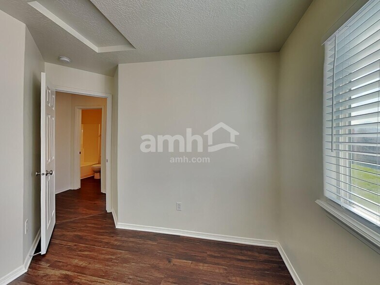 Building Photo - 3910 Winston St