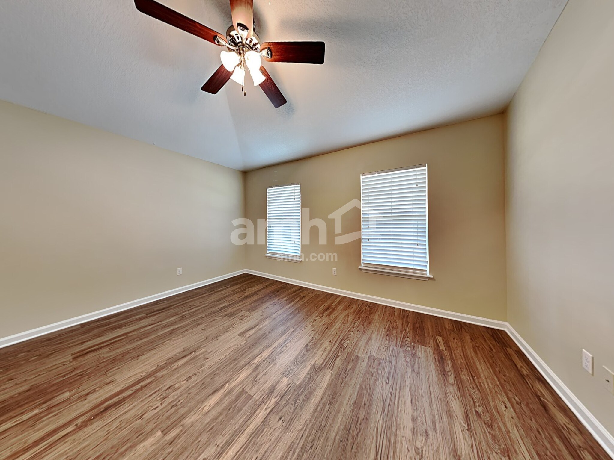 Building Photo - 5723 Village Pond Cir