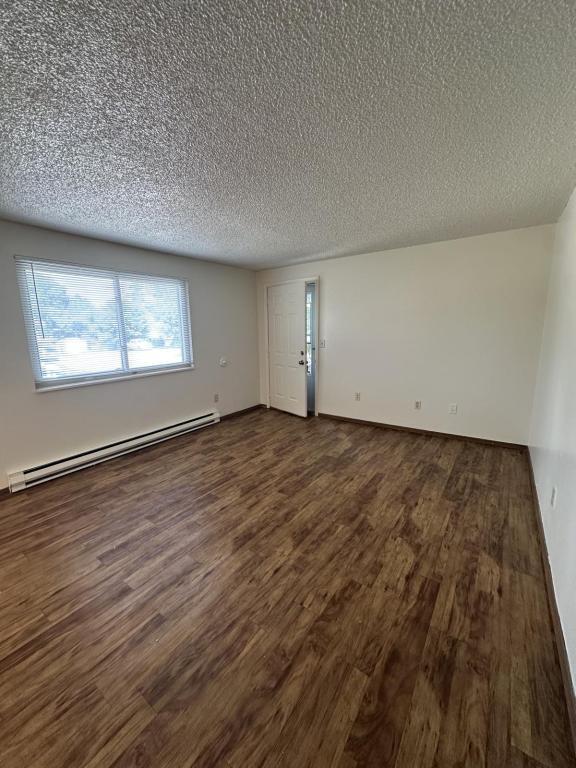 Building Photo - 1804 Lily Pl