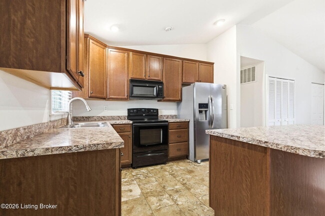 Building Photo - 2403 Silverbrook Ave