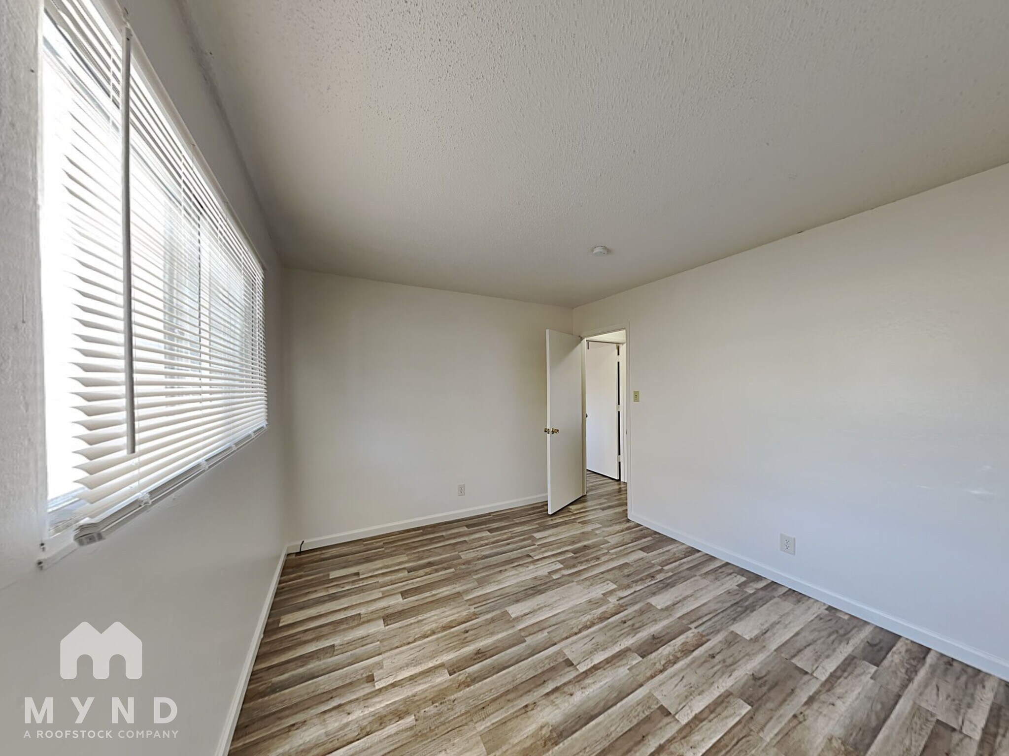 Building Photo - 1277 Arnold Dr