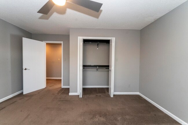 Building Photo - 107 Olde Newburgh Dr