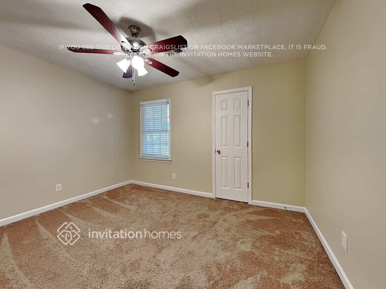 Building Photo - 5615 Princeton Oaks Dr
