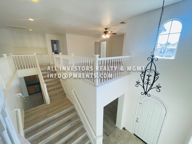 Building Photo - 5554 Nanday Ct