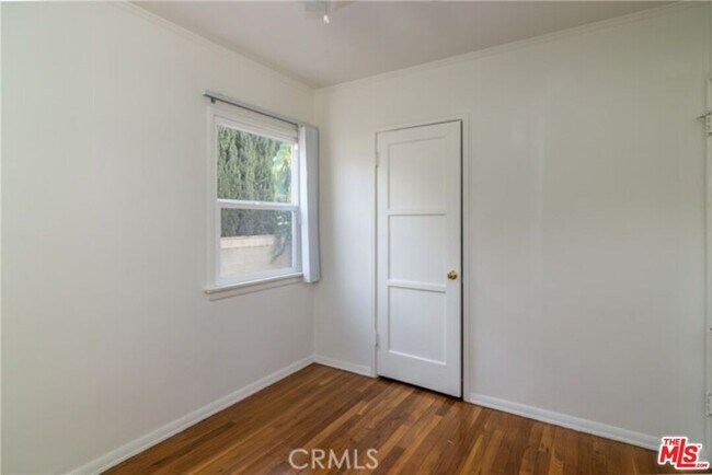 Building Photo - 2334 Keeler St