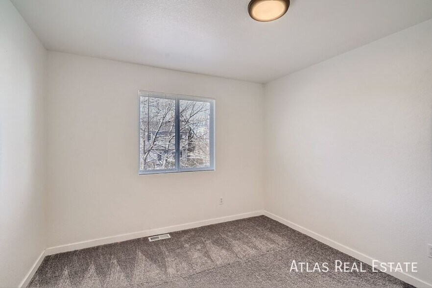 Building Photo - 17032 E Arkansas Dr