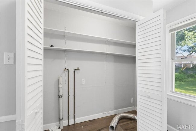 Building Photo - 9427 Atwood Dr