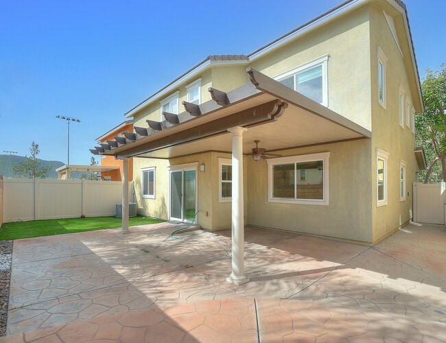 Building Photo - 34212 Woodmont