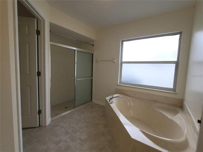 Building Photo - 8221 SW 135th Loop
