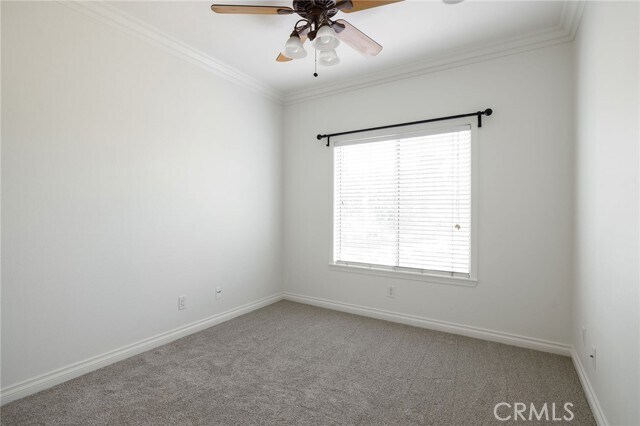 Building Photo - 12 Rabano