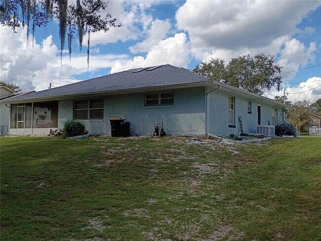 Building Photo - 564 W Central Ave