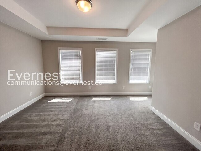 Building Photo - Luxury Living at its Finest: Stunning 3-Bedroom Townhouse in Townsend at Lenox Park / No Pets All...