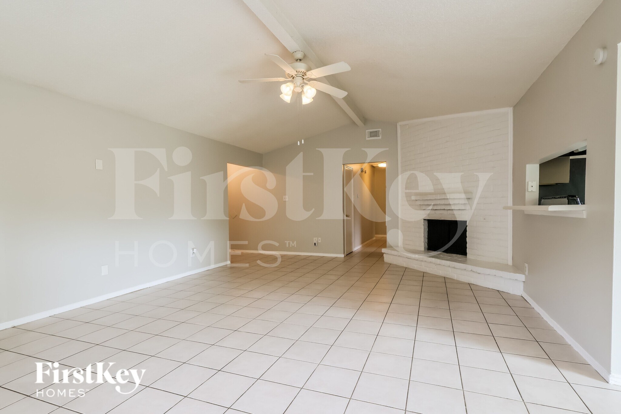 Building Photo - 9819 Kiwi Ln