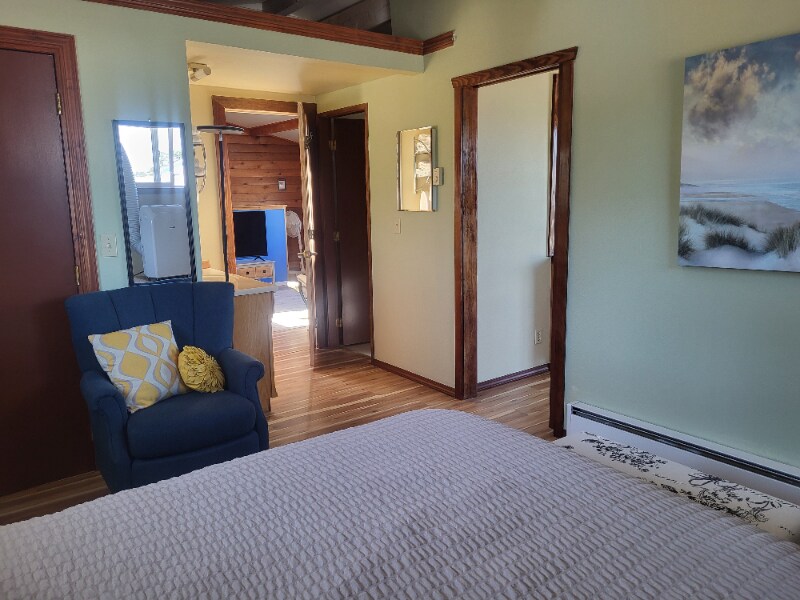 Building Photo - 7398 Birch Bay Dr