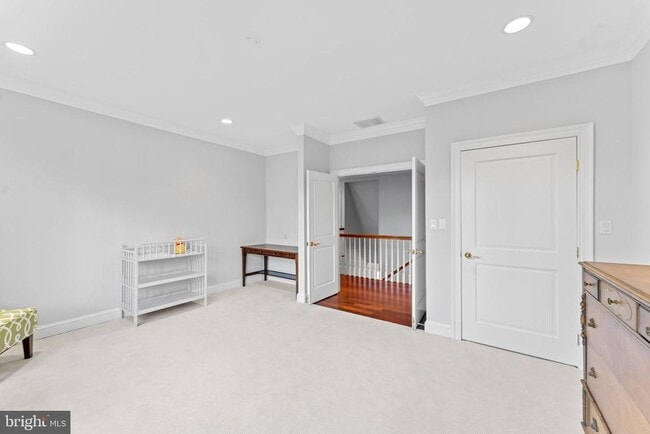 Building Photo - 8541 Old Dominion Dr