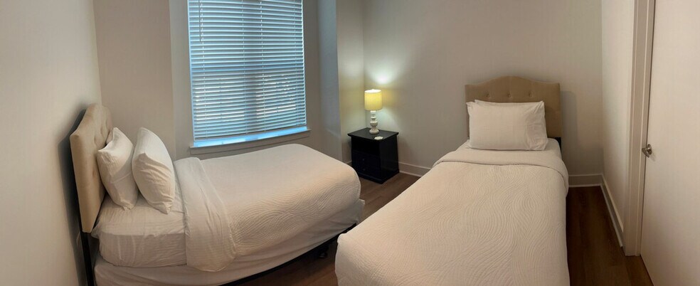 Building Photo - 853 Saddle Ridge Rd