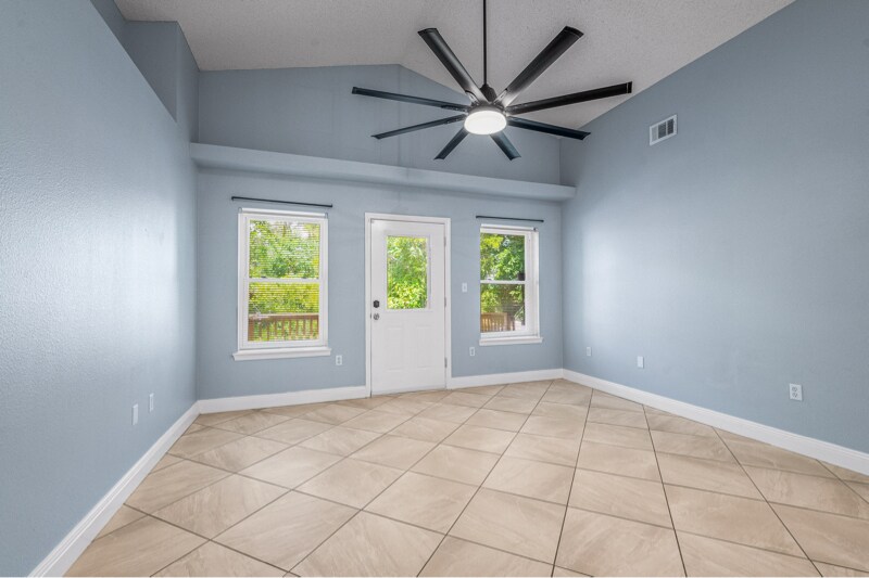 Building Photo - 723 Marsh Harbor Dr