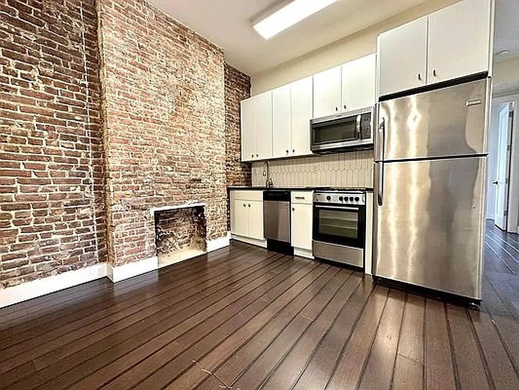 Building Photo - 1109 Fulton St