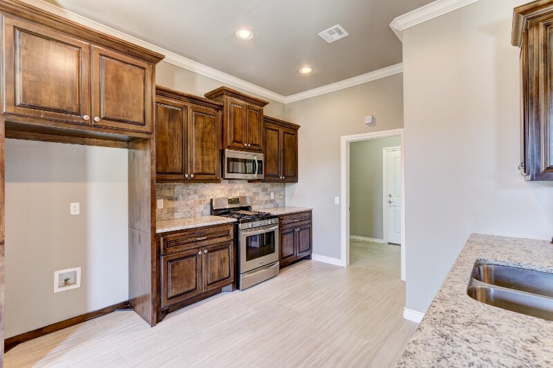 Building Photo - 2833 Tranquilo Ln