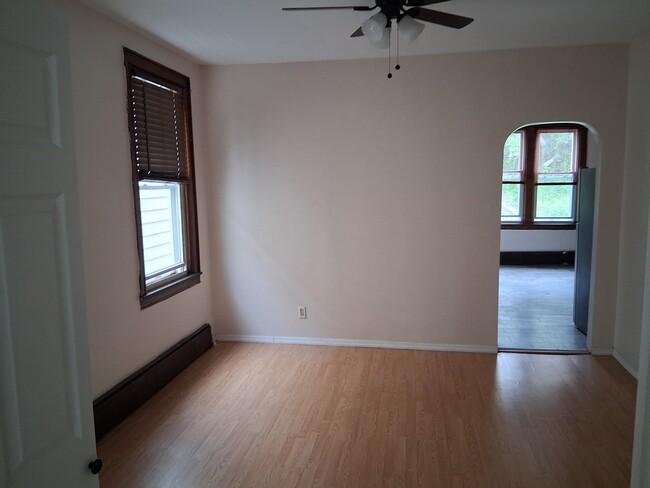 Building Photo - 182 Terrace Ave