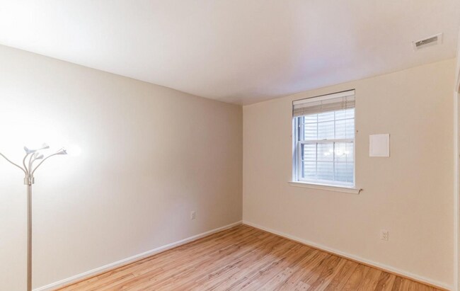 Building Photo - 6813 Indian Run Ct