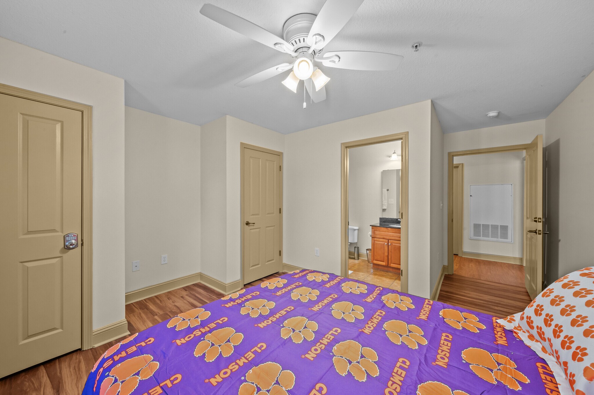 Building Photo - 1613 Muscovy Way