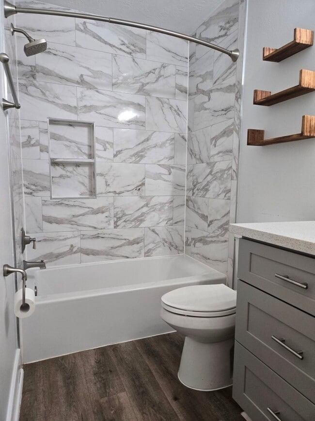 Building Photo - 7535 Stone Pine Ln