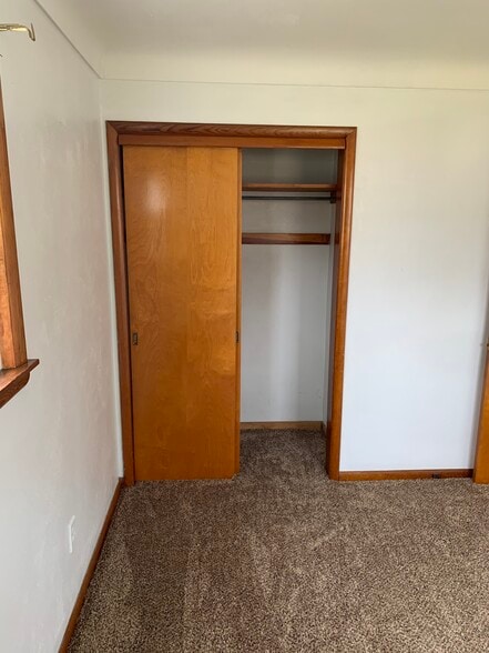 Bedroom 2 - 112 Parkside Dr
