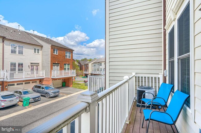 Building Photo - 432 Grand St